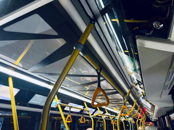 В Самаре автобус № 50 временно изменил маршрут из-за коммунальной аварии