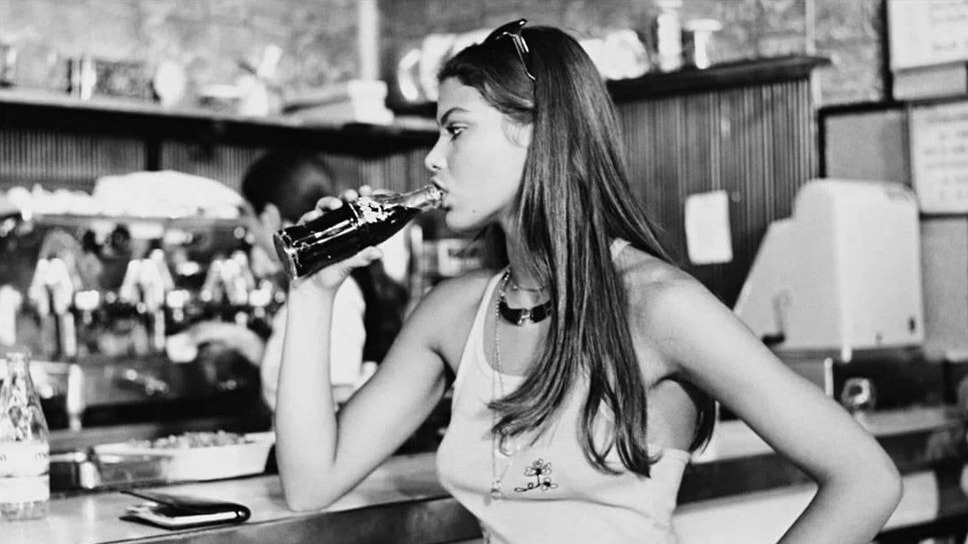 В фильме «Девушка и синьор» (1974) режиссера Педро Масо.📷Фото: Pedro Maso Producciones Cinematograficas