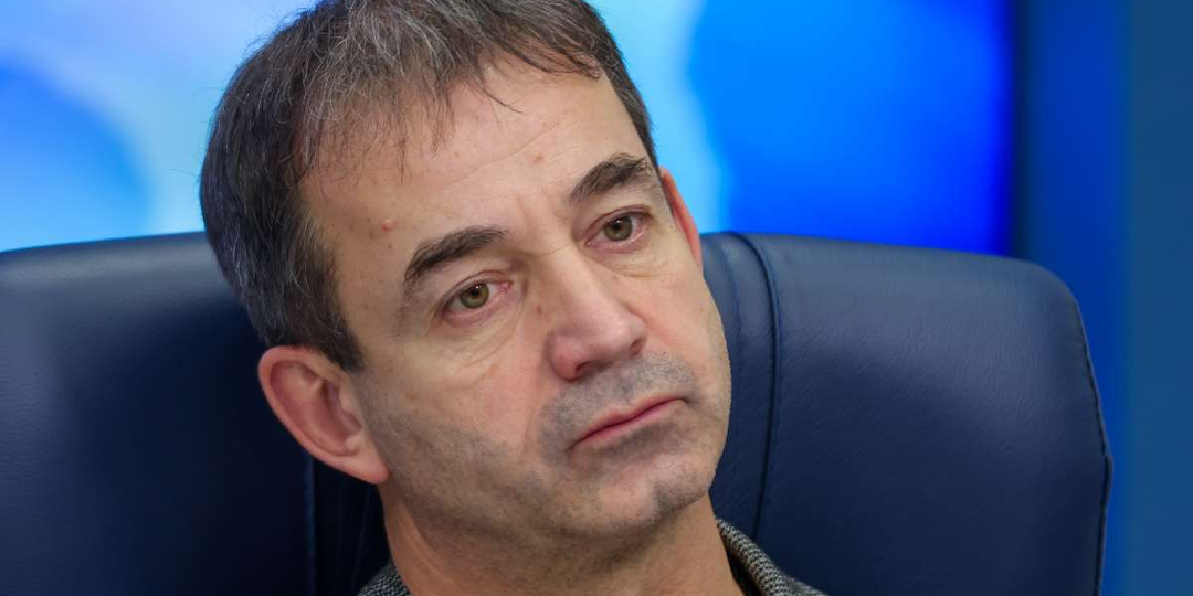 «Остается только удивляться»: Певцов эмоционально высказался о назначениях Безрукова и Хабенского во МХАТе