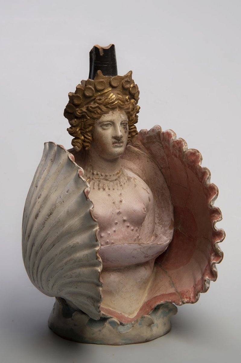 Лекиф в виде Афродиты (фигурный сосуд), Древняя Греция, IV в. до н.э.