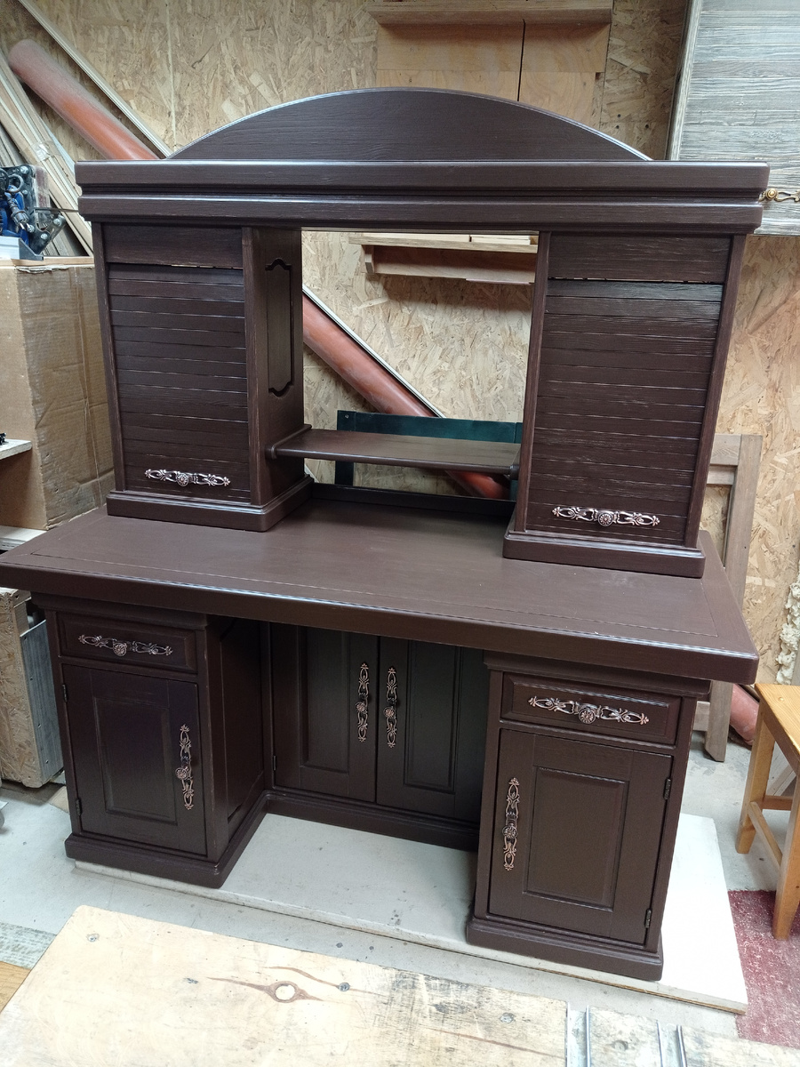 Письменный стол из сосны Scrivania Tanto Attesa. Укороченная версия.

