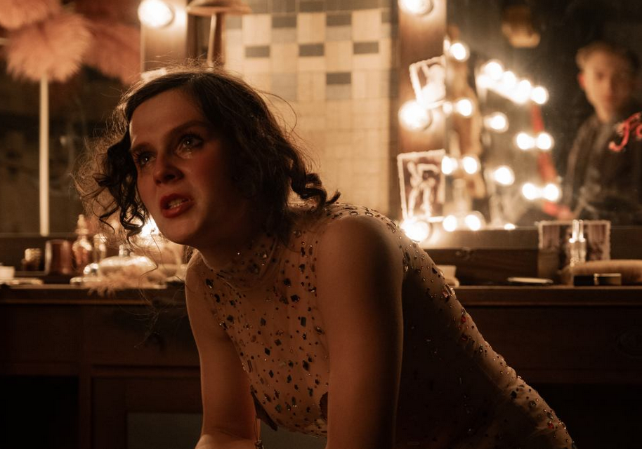 Листайте кадры.