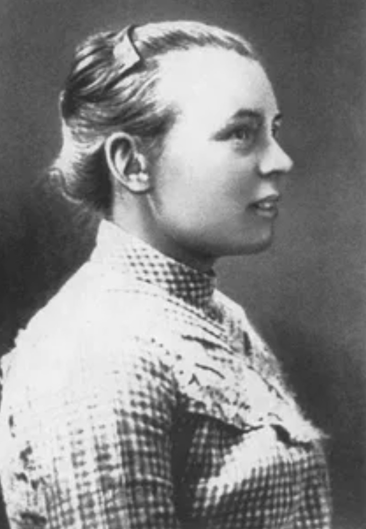 Клавдия Новгородцева