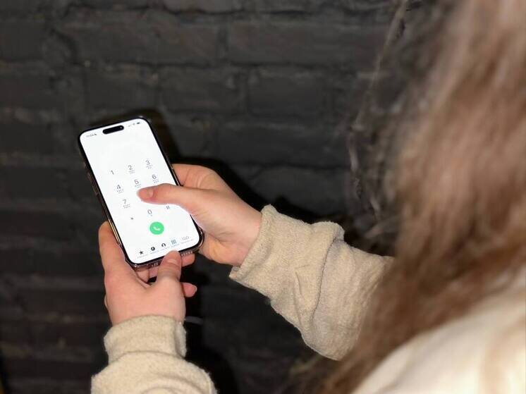     Кромешная тьма и яркий экран приводит к тому, что зрачок ребенка находится в состоянии постоянного хаотичного расширения и сужения. Фото: Архив МК в Великом Новгороде