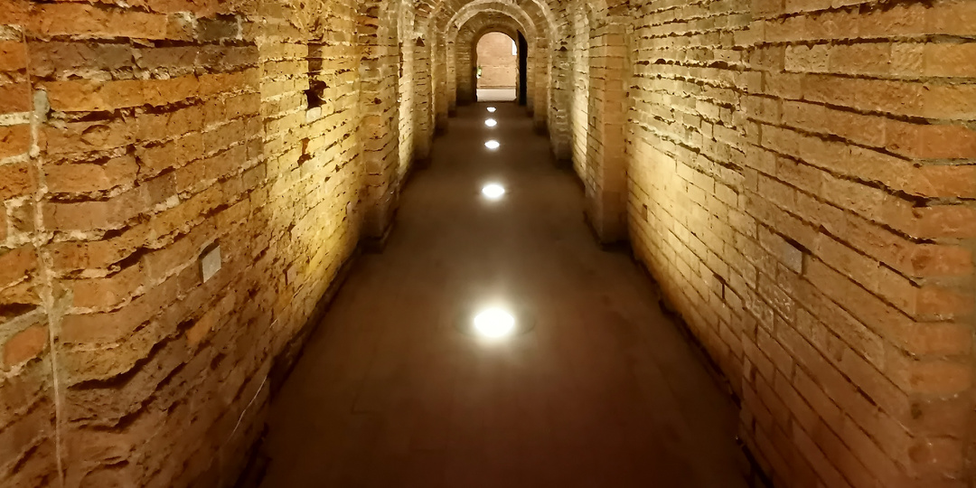 Потерна Государева бастиона Петропавловской крепости. Выставка «Кирпичная Российская империя»