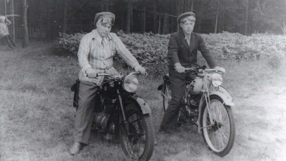 Маршал Устинов на своем любомом мотоцикле