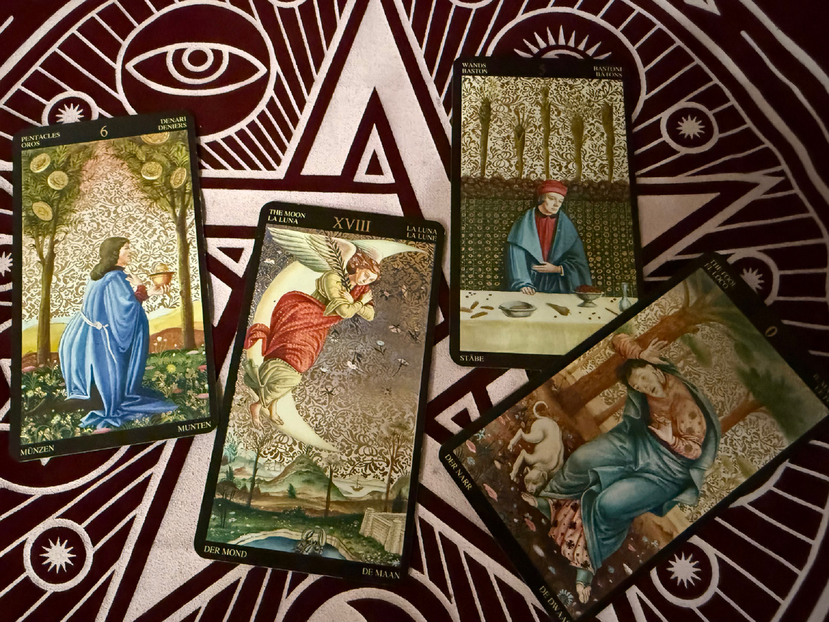 Предсказание составлено с помощью Таро Боттичелли 