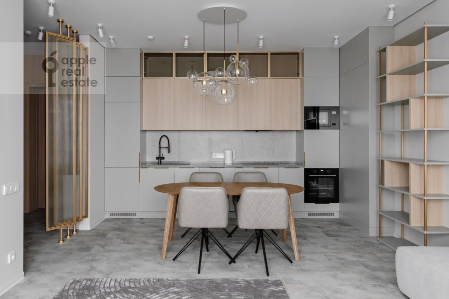 Фото из архива Apple Real Estate