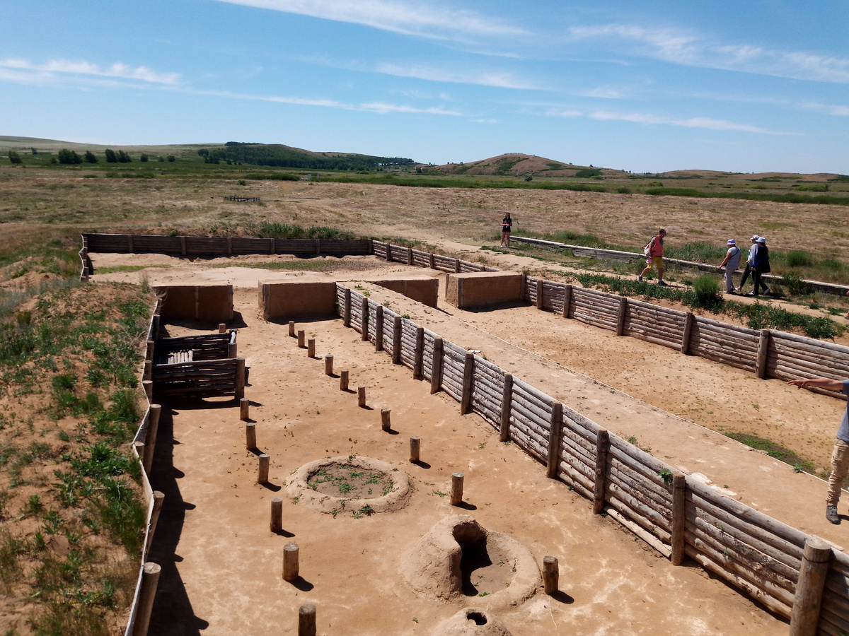 Планировка Аркаима — одного из самых необычных поселений эпохи бронзы на Южном Урале.