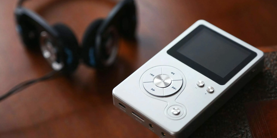 Россияне бросились скупать MP3-плееры из-за ограничений на стримингах