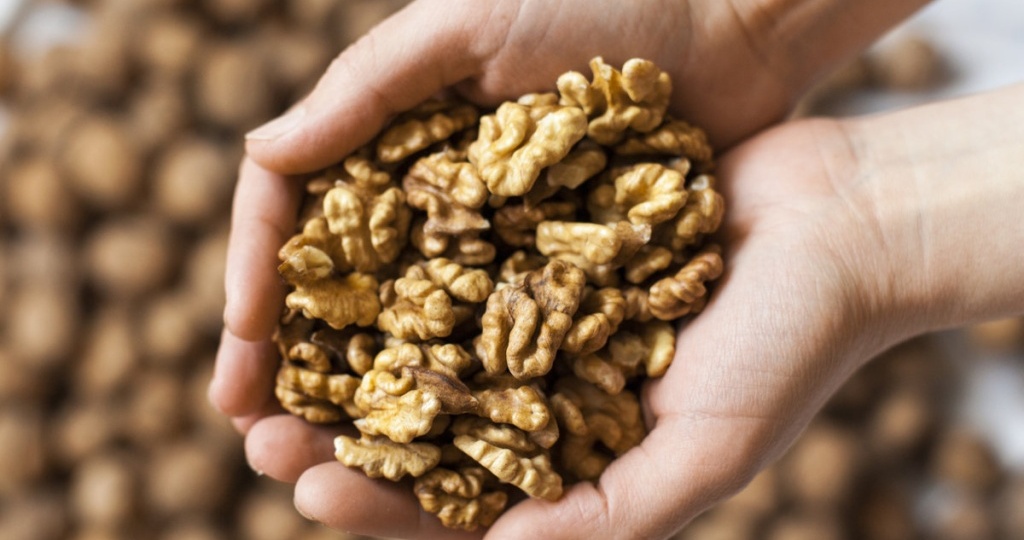 Как правильно питаться, чтобы снизить холестерин