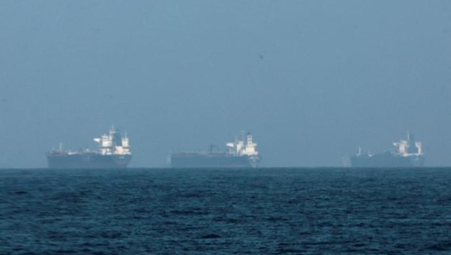    Через Ормузский залив за последнюю недели прошли только 14 судов Автор фото: REUTERS / Amr Alfiky