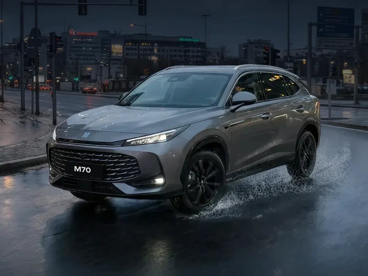     «Москвич М70»