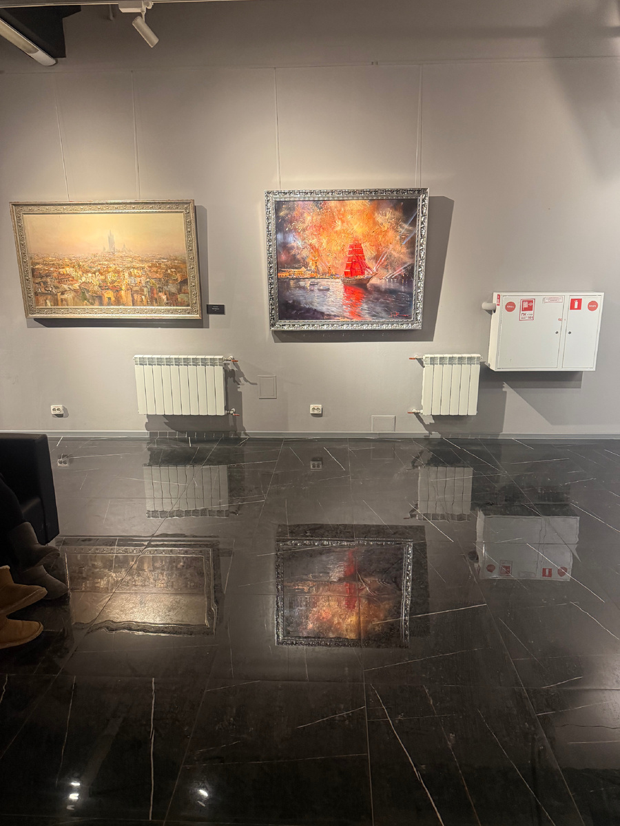 Это мы в галерее Арт на Васильевском