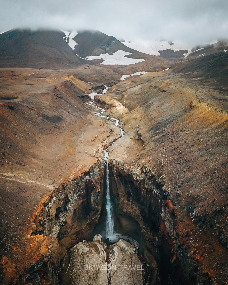 Панорама каньона Опасный и реки Вулканная. Фото Дмитрия Куликова взято с сайта https://vulcanikamchatki.ru/novosti/kanon_opasnyj/ Мы стараемся использовать только свои фотографии в постах, но это фото заслуживает того, чтобы вы его увидели.
