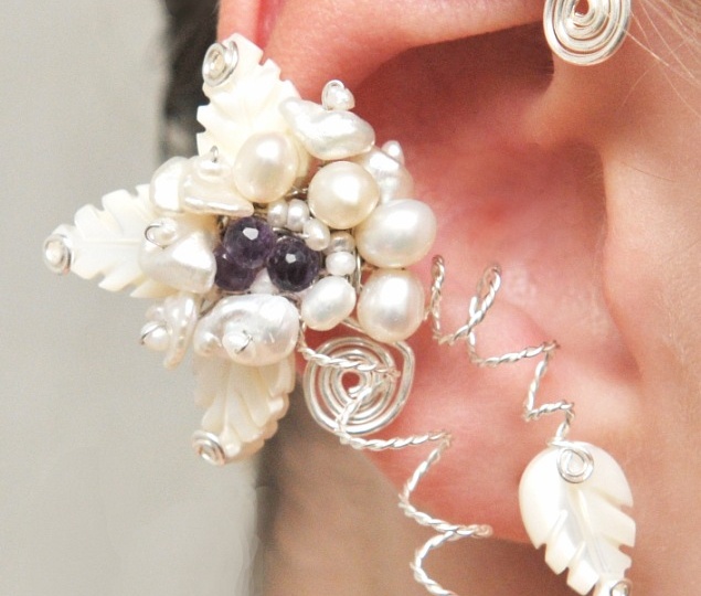 Нашла своё старое письмо историку моды про каффы — даже неловко читать