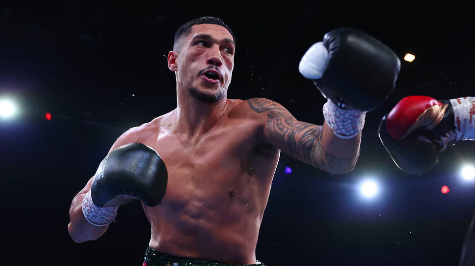 Джей Опетайя стал первым чемпионом Zuffa Boxing, но может лишиться пояса Международной боксерской федерации.📷Фото: Chris Hyde / Getty Images