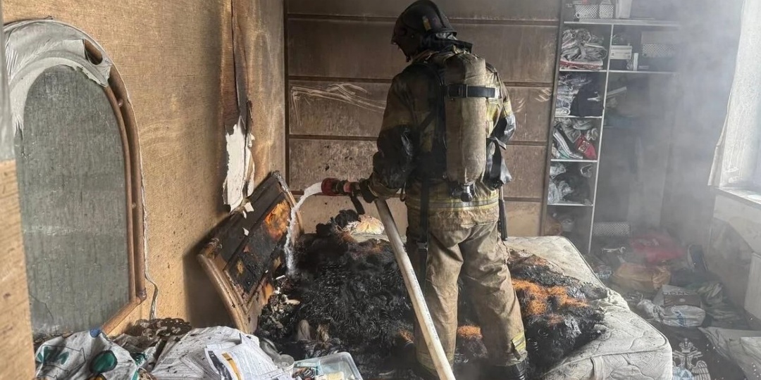 В 30-этажке на Татищева на 24 этаже вспыхнула квартира