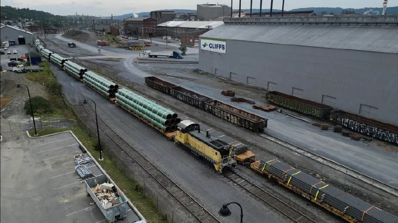 Предприятие Cleveland-Cliffs по производству рельсов в Стилтоне, США. Источник: Average_EMD_Enjoyer/Reddit