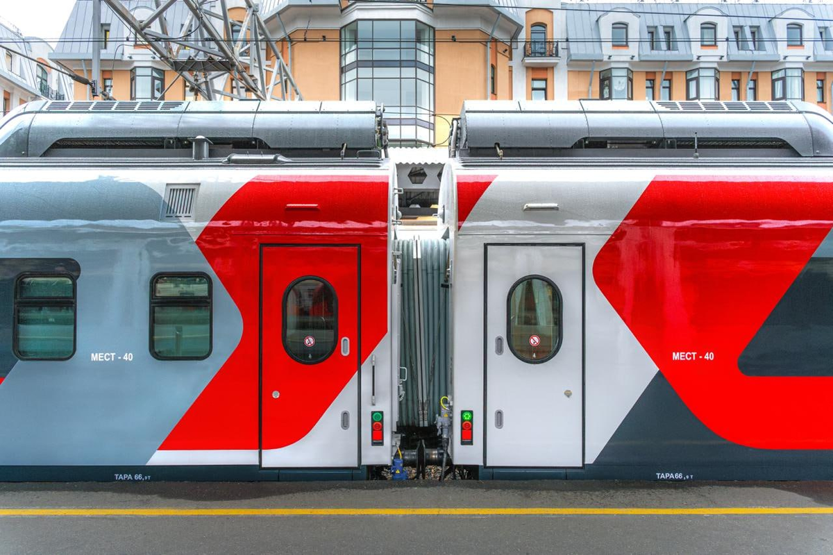 Пассажирские вагоны локомотивной тяги в габарите Т производства ТВЗ. Источник: Фотокарточки Улана/Telegram