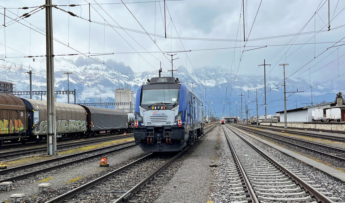 Электровоз Griffin E4MSUa. Источник: Newag