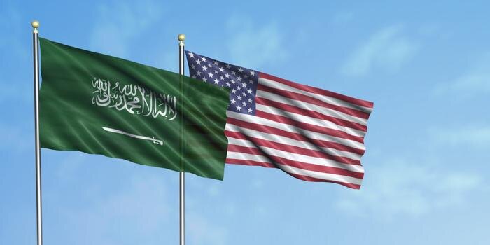 Обложка © Shutterstock / FOTODOM / MMES Studio