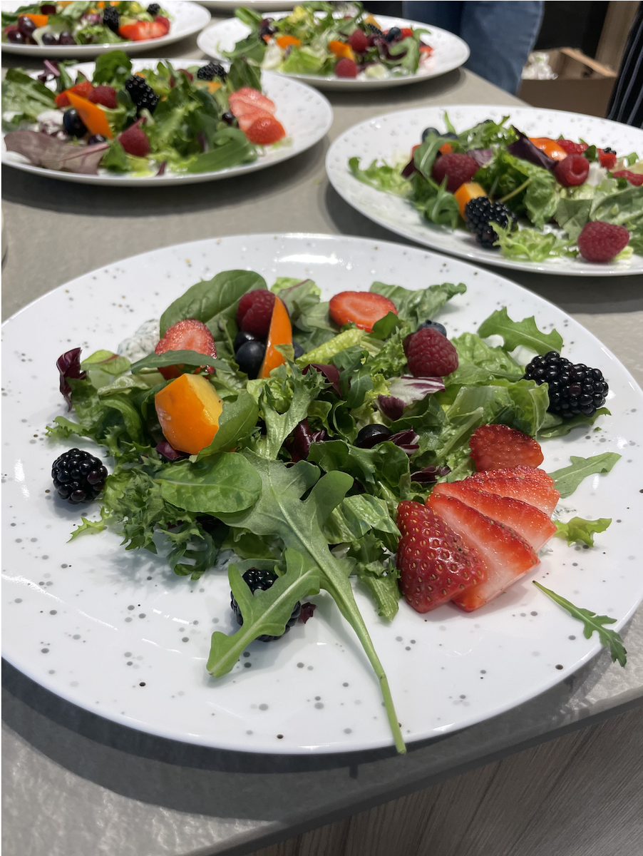 Даже постная еда может быть разнообразной и полезной. Важно соблюдать простые правила, которые обсуждаем в этой статье. Фото из архива автора. 