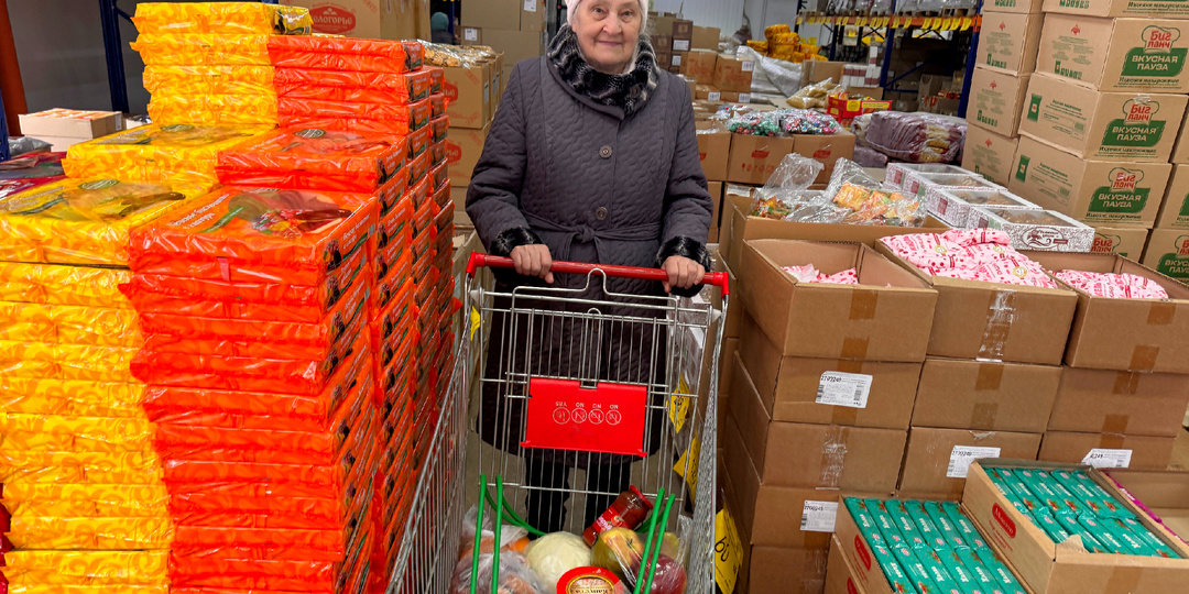 В Светофор по пути с дачи: заехали, потратив 2500 на двоих. Забавные продукты, нужные покупки