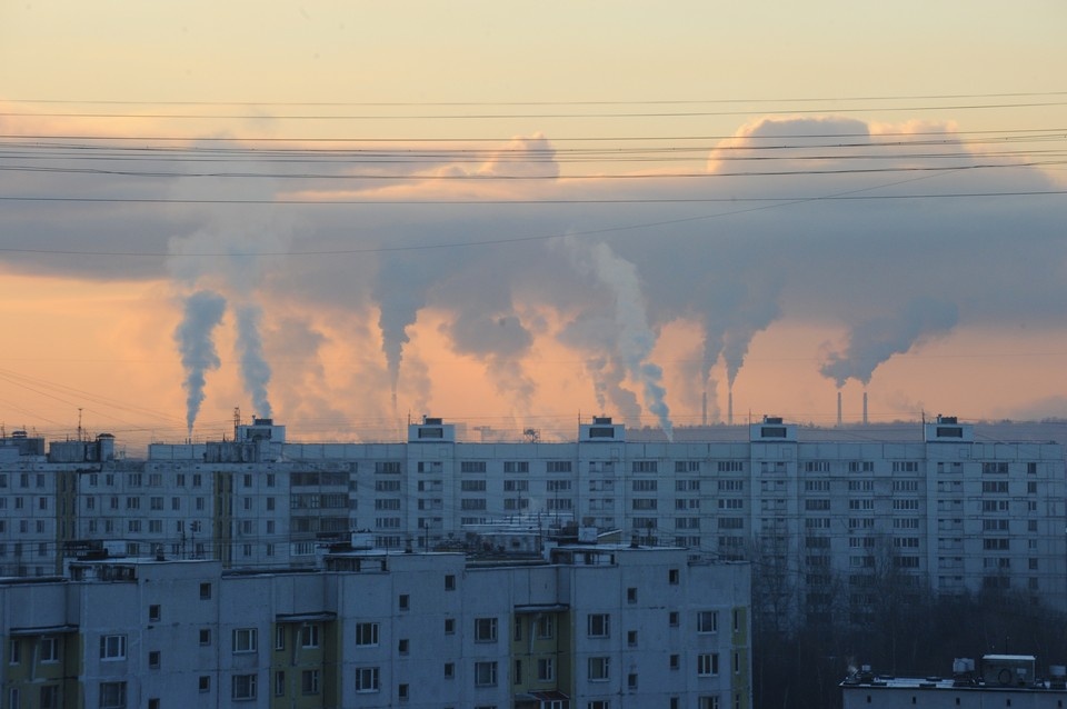    Сократилось и количество обращений граждан по поводу загрязнения воздуха. Олег РУКАВИЦЫН