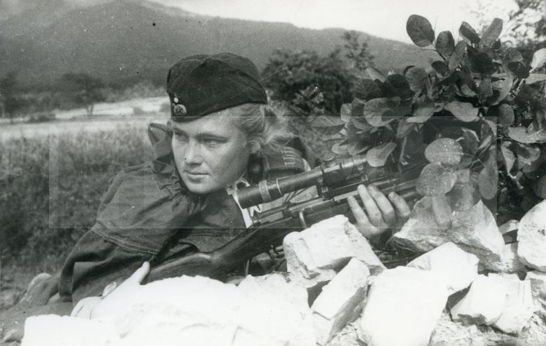 Снайпер Лиза Миронова: чтобы помнили