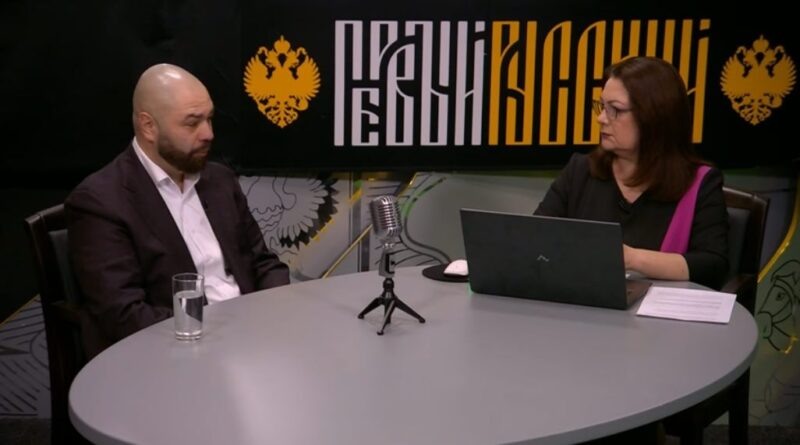    Олег Жириновский в студии, где он поделился своей откровенной историей.