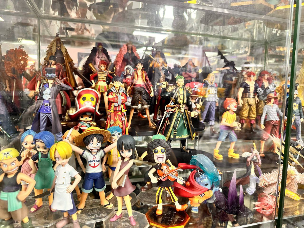 Многие фигурки создаются с невероятной детализацией:
текстура одежды, выражение лица, аксессуары и оружие.