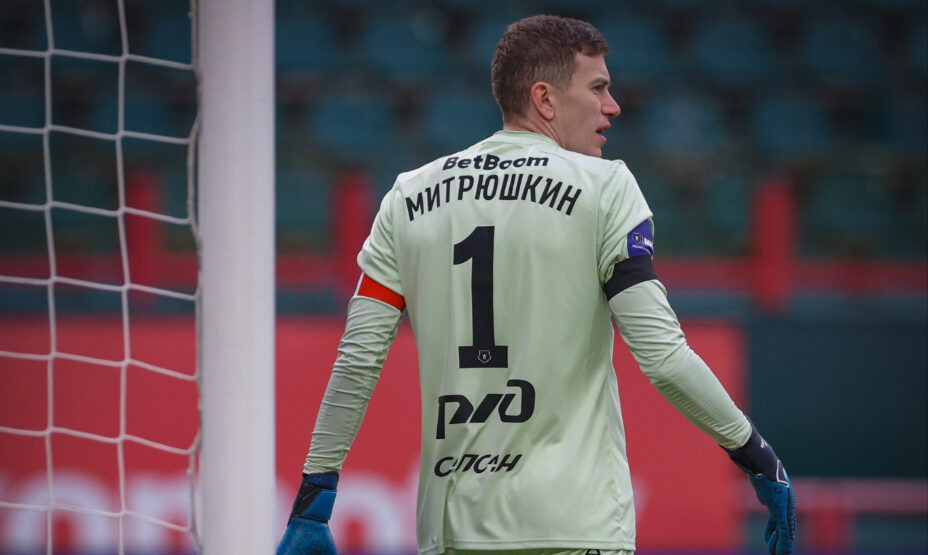    Голкипер «Локо» Митрюшкин был недоволен своей обороной. Фото: ФК «Локомотив»