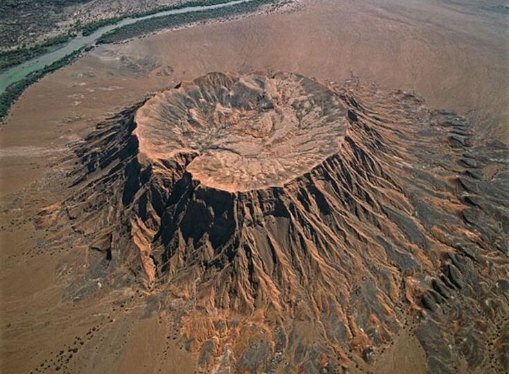 Столовые горы: гигантские пни или творение геологии?