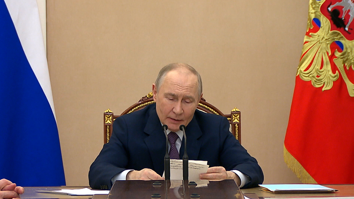    Путин: дестабилизация ситуации на Ближнем Востоке ставит под удар ТЭК