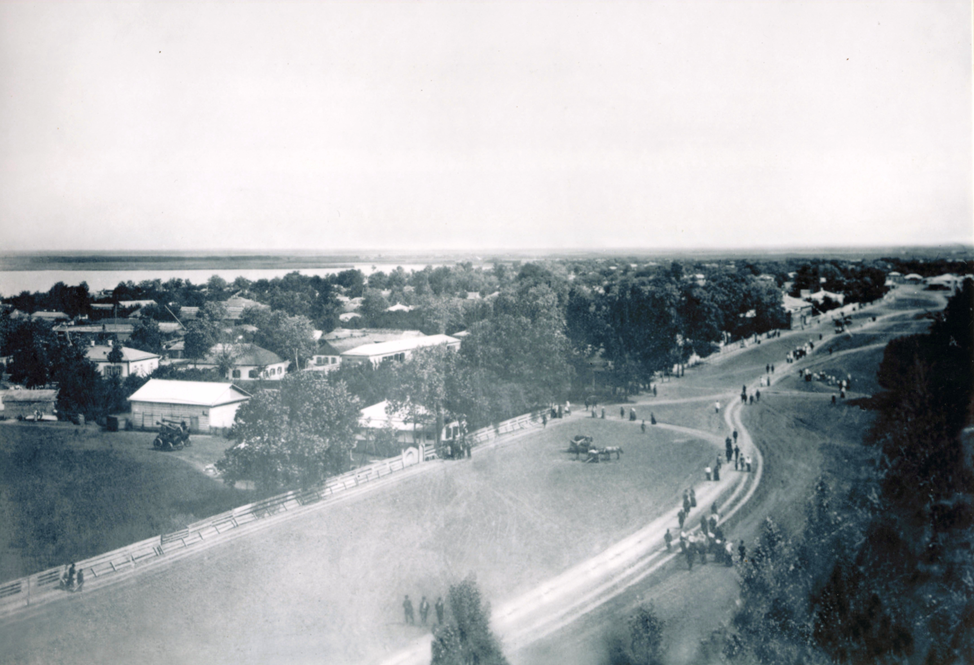 Роговская середины 20-х годов (Из папки А. Ф. Тараненко. Снимок, вероятно, с колокольни храма).