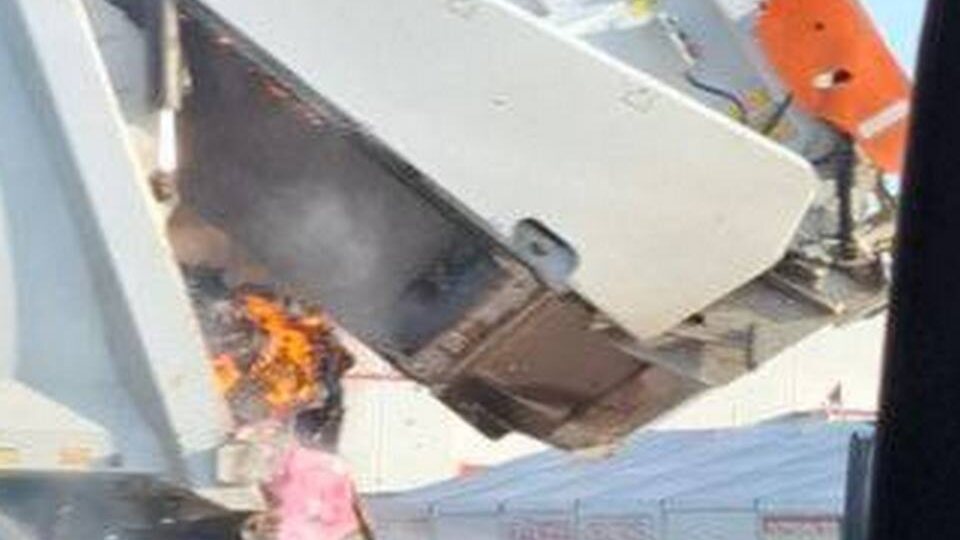 МЧС уточнило последствия возгорания мусоровоза в Смоленске