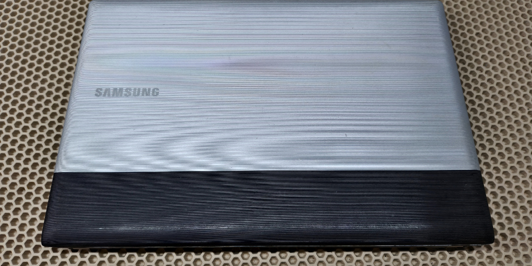 Перестал включаться ноутбук Samsung, как не нужно делать!