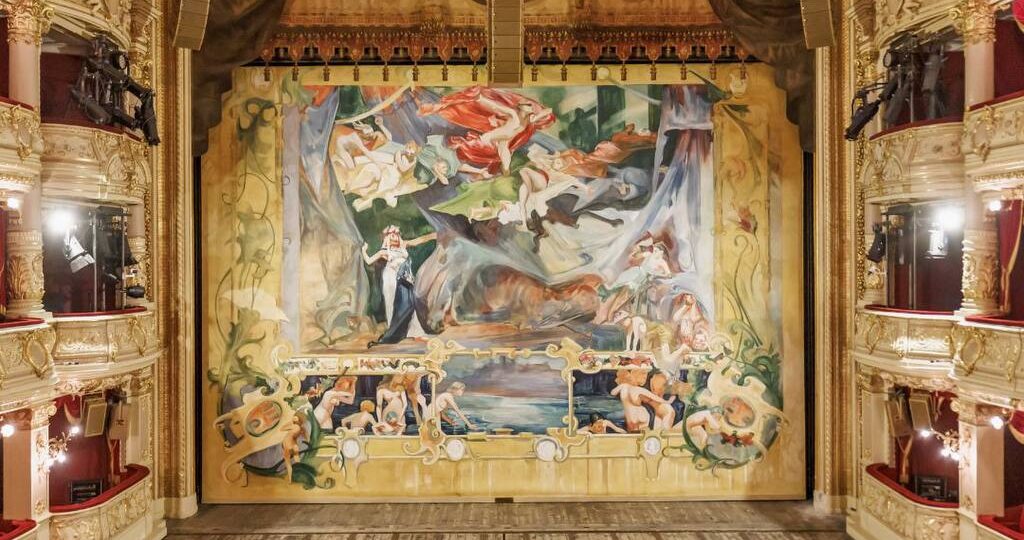 СОВРЕМЕННЫЙ ДИЗАЙН В СЕРДЦЕ ИСТОРИЧЕСКОГО КРАКОВА