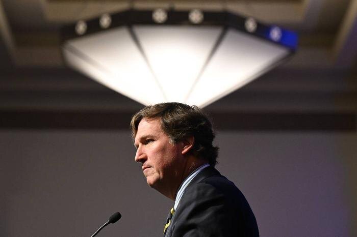 Такер Карслон. Обложка © ТАСС / EPA / LUKAS COCH