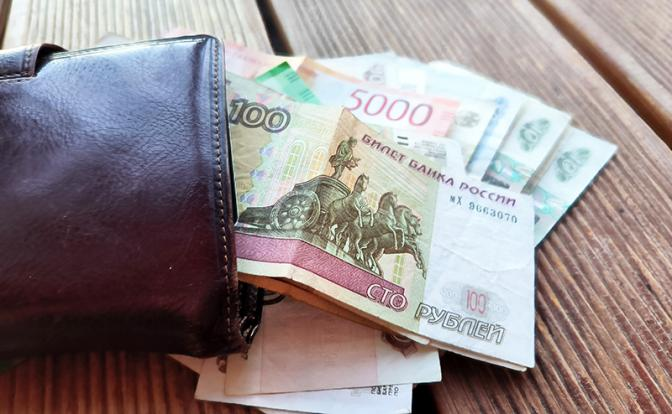 "Врут как дышат". Средняя зарплата в России за месяц выросла на 40 тысяч - до 138 тыс. рублей. Цифры удивили даже москвичей