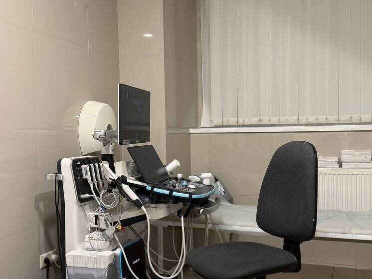     Медики в частных клиниках зачастую назначают то, что человеку совершенно не нужно. Фото: Архив МК в Великом Новгороде