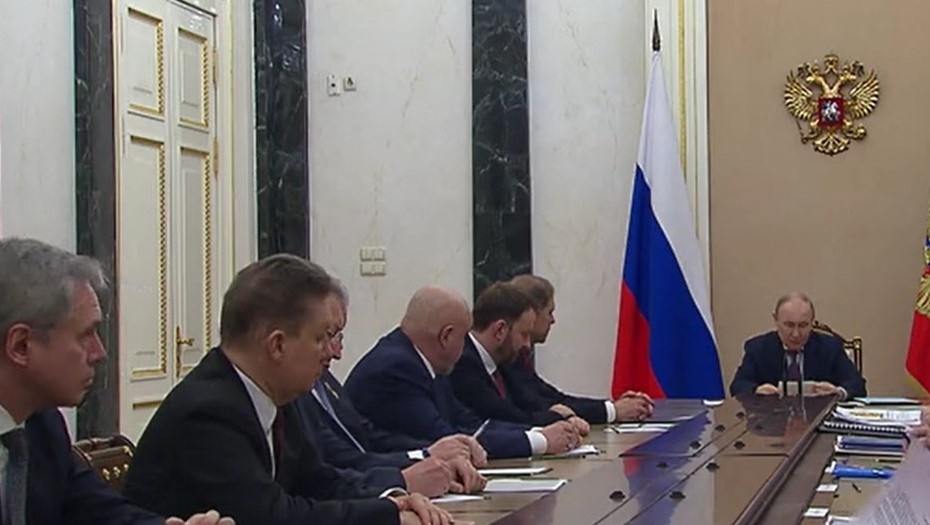    Владимир Путин сообщил, что за последнюю неделю цены не нефть выросли на 30% Автор фото: Пресс-служба Кремля