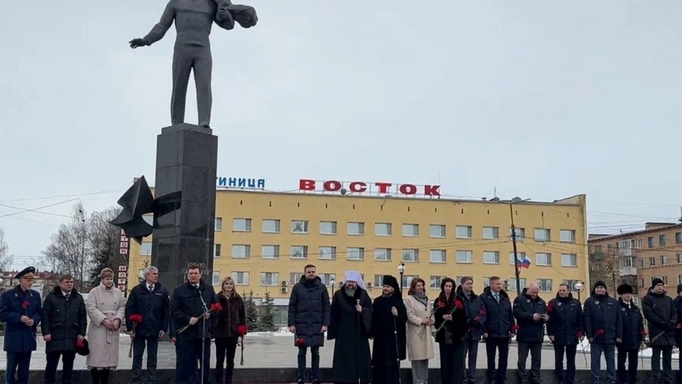 В Смоленской области прошли праздничные мероприятия к 92‑летию со дня рождения Юрия Гагарина