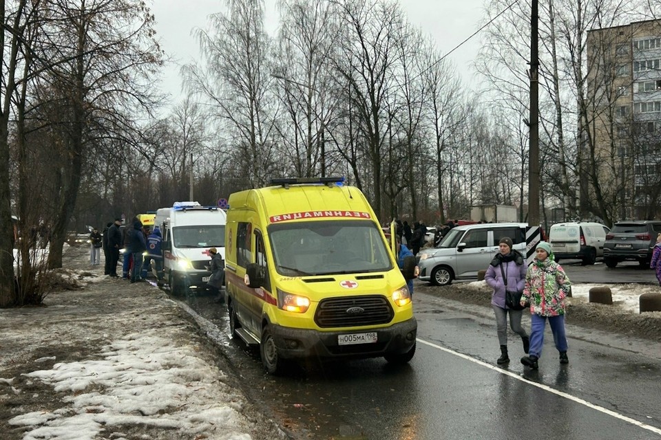    "Солярис" сбил 11-летнего ребенка в Металлострое. Фото: vk.com/vechmet