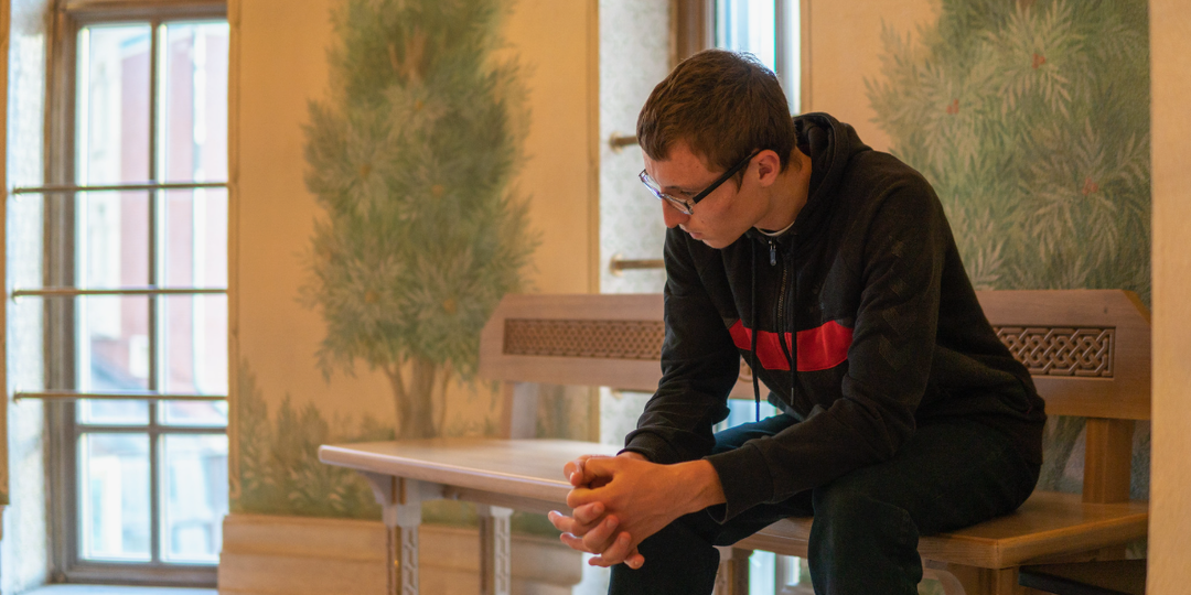 Как строить отношения с неверующими родственниками?