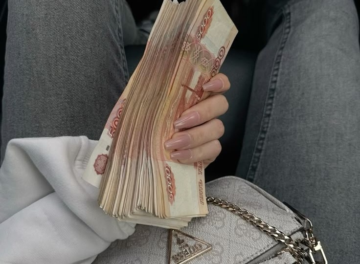 Кто должен копить деньги на декрет: я или мой муж? Моё мнение