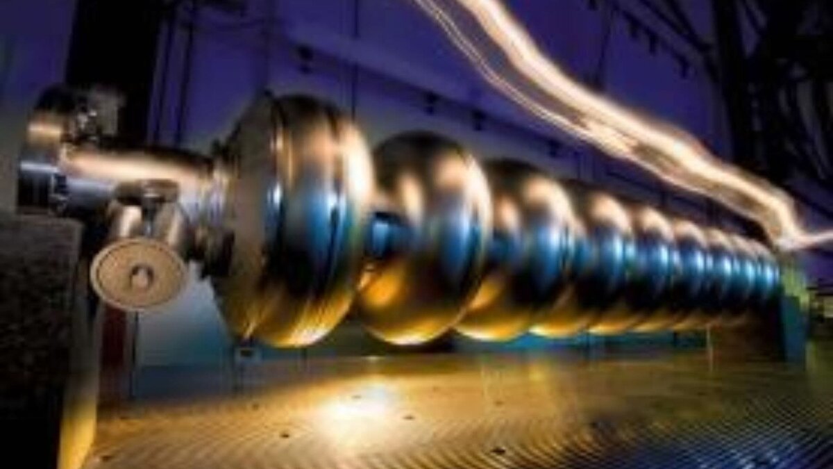 Элемент установки китайских сверхпроводящих ускорителей. 