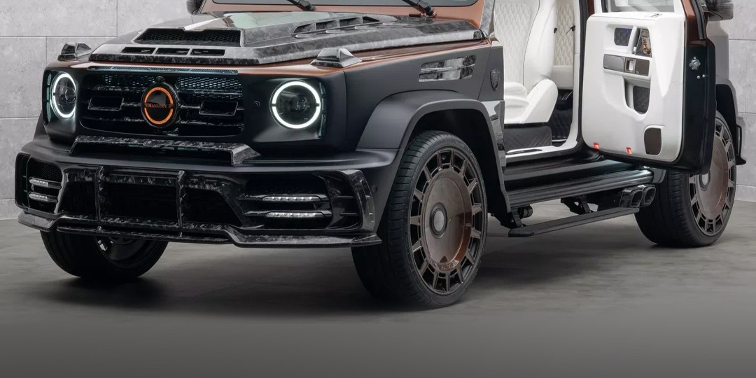 Mansory продолжает экспериментировать над Геликом. Ателье представило новую версию своего Gronos Coupe EVO C.