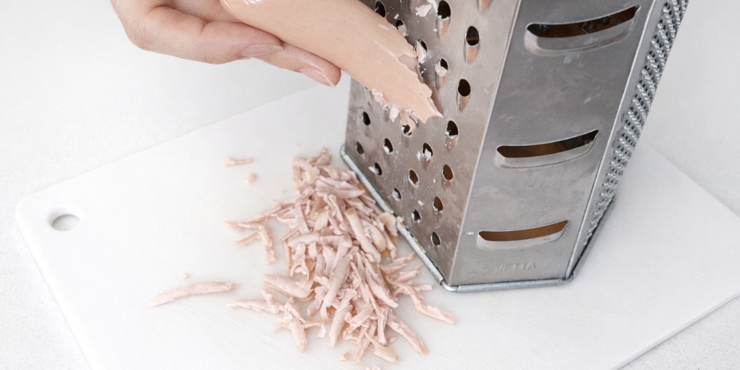 Блюда из сосисок, которые вас точно удивят необычным способом приготовления (сразу 3 варианта)